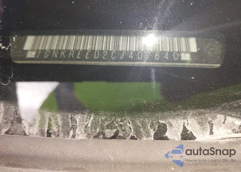 2012 Chevrolet Traverse Ls z USA, uszkodzony, nr VIN 1GNKREED2CJ407640